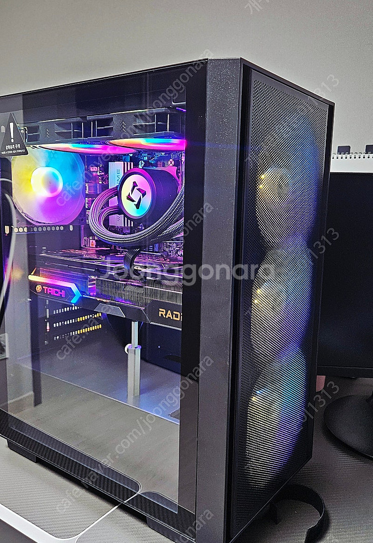 7800X3D , 9070XT 고사양 컴퓨터--1