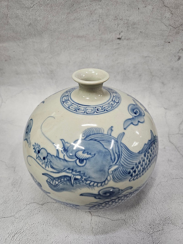 한청 고작 위광조 청화백자 용충호 주병 도자기 22x22cm ​ 상태 양호하고 귀한 도자기입니다 ​ 이미지