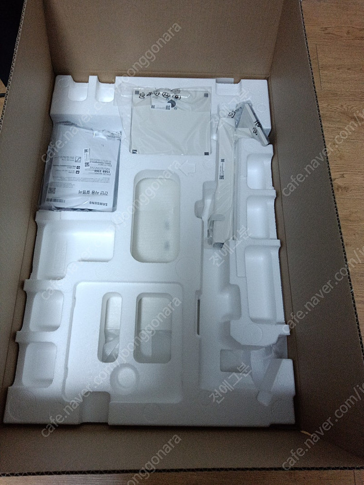 삼성 뷰피니티 S32D701 81cm 4K 고해상도 32인치 모니터--5