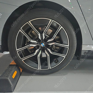 BMW G70 7시리즈 i7 907M 20인치 정품휠+정품타이어 무기스 개인 인천