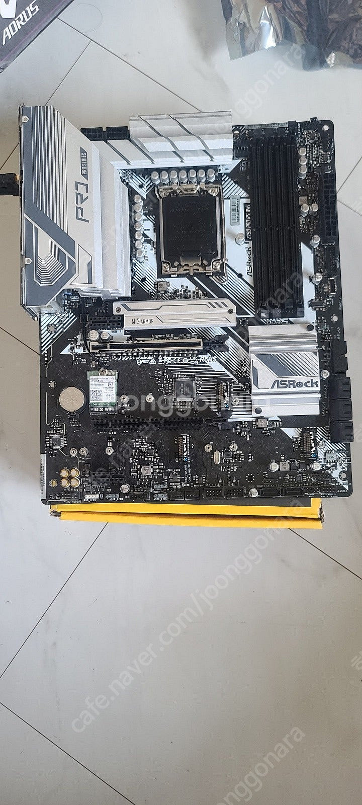 고장난 asrock z790 pro rs wifi 메인...--0