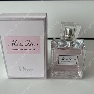 디올 블루밍 부케 50ml (면세점 구매)