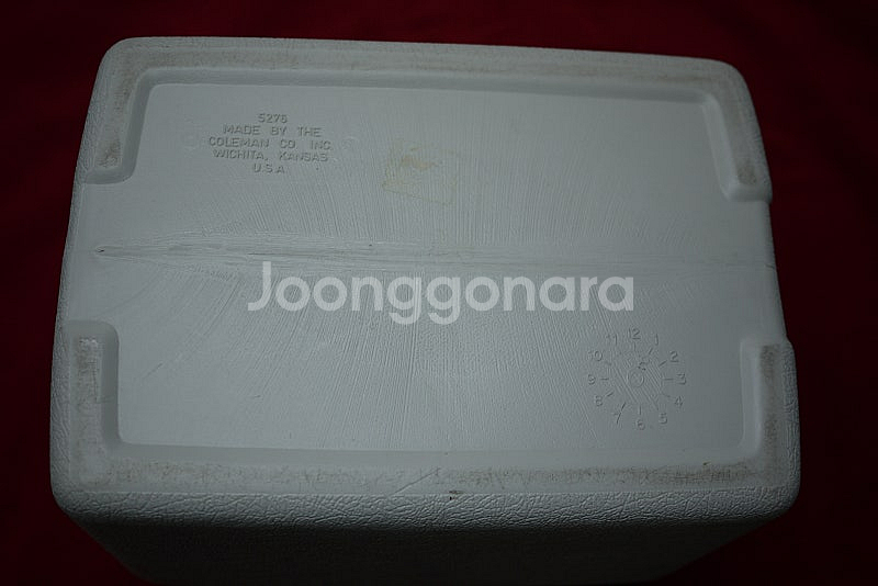 콜맨 캠핑 낚시 아이스박스 + 이케아 캔들랜턴--1