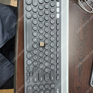 로지텍 k780 수신기 포함 가격인하 - 빠른판매 22000원