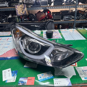 더뉴아반떼MD 7핀 면발광 조수석 라이트 판매