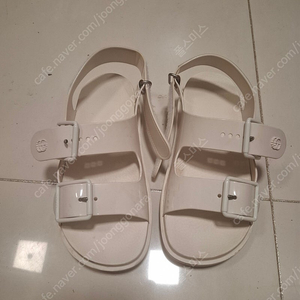 구찌 미니 더블 G 샌들 오프화이트 러버 35