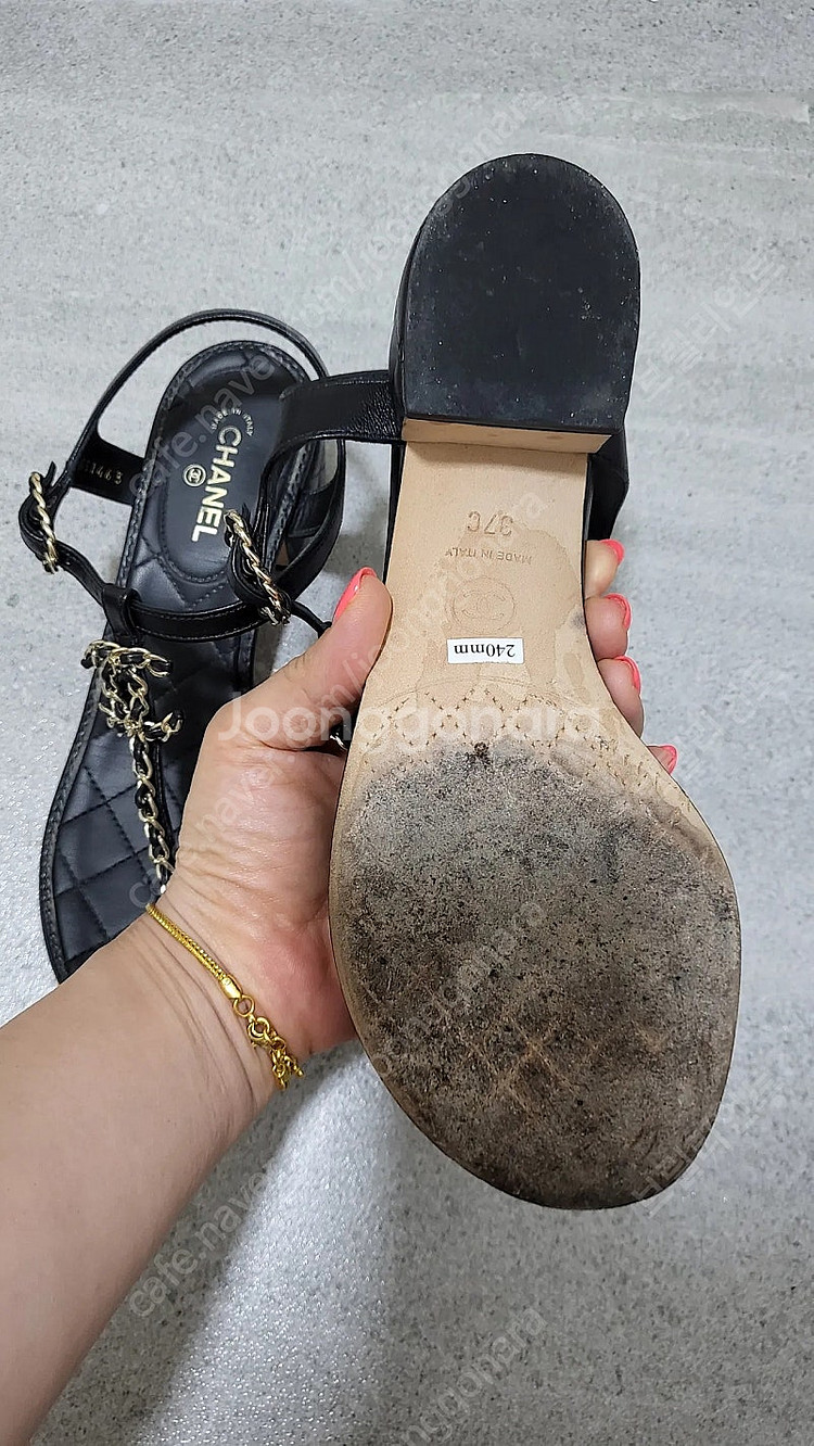 샤넬 퀼팅 체인 샌들 블랙 37 240mm--3