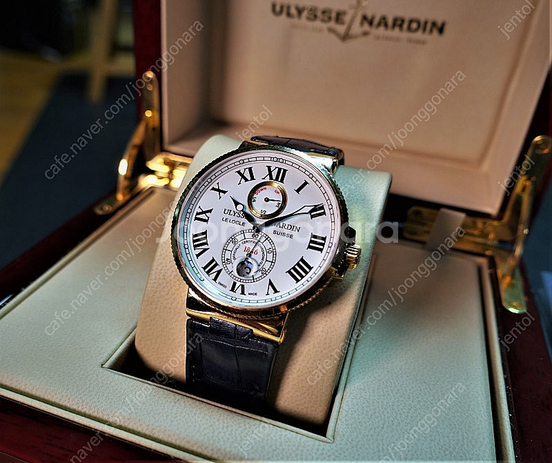 율리스나르덴 마린 로즈골드 43mm--6