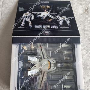 가격 재인하 야마토 로이포커기 입니다. 마크로스 VF-1S 입니다.