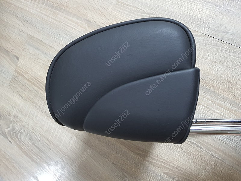 제네시스12년식 시트헤드레스트 이미지