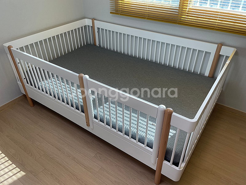 쁘띠라뺑 카라 원목 침대 그랜드 슈퍼싱글--2