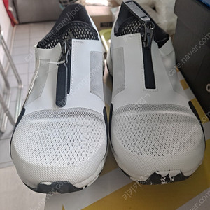 아디다스 운동화 런닝화 235 새제품