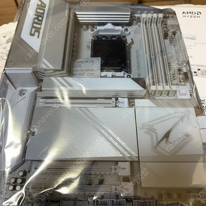 X870e aorus pro ice 팝니다