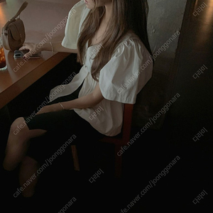 아루드아웃핏마크들리딥뮤즈위아조이드비비에미닝아웃아키텍트모노심슨미뉴에트므앤리본빛그랑블룸비애브선트마인디드윌뉴욕나인스튜디오라룸위드아웃썸머페미니크트렌디어패럴오브제스트