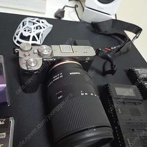 소니 A7C2 카메라 + 탐론 28-200 렌즈 판매합니다