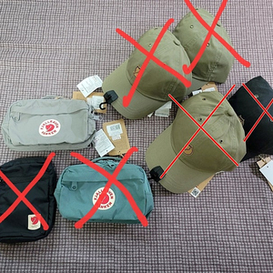 피엘라벤 모자 미니가방팝니다.