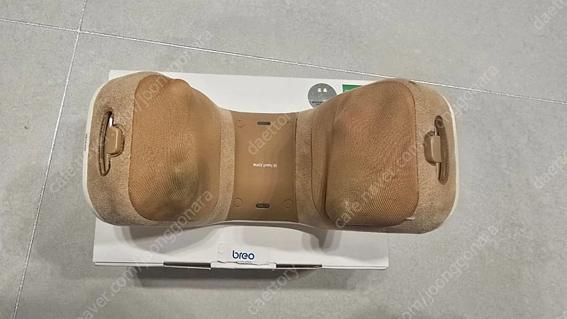 브레오 목 마사지기 이미지