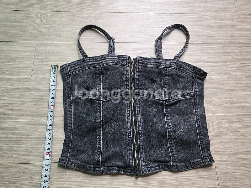 블랙 데님 크롭탑 새상품--2