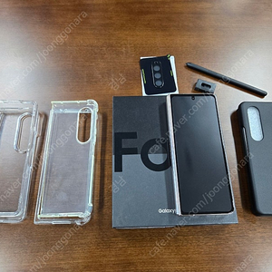 폴드4 512기가 팝니다.