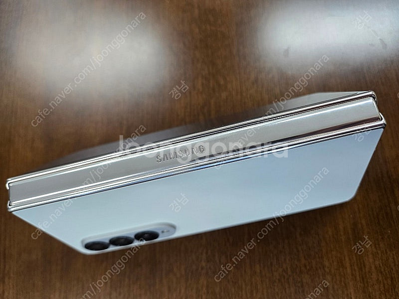 폴드4 512기가 팝니다.--2