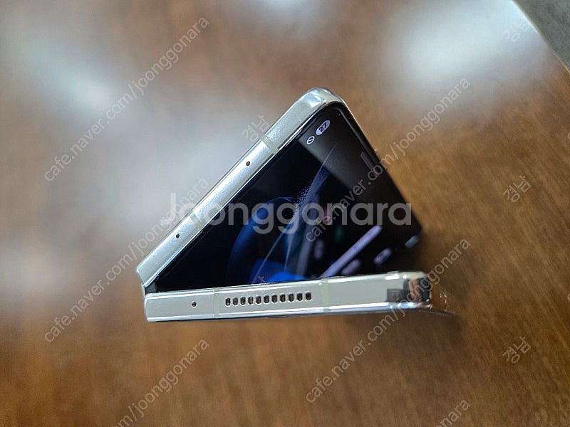 폴드4 512기가 팝니다.--5