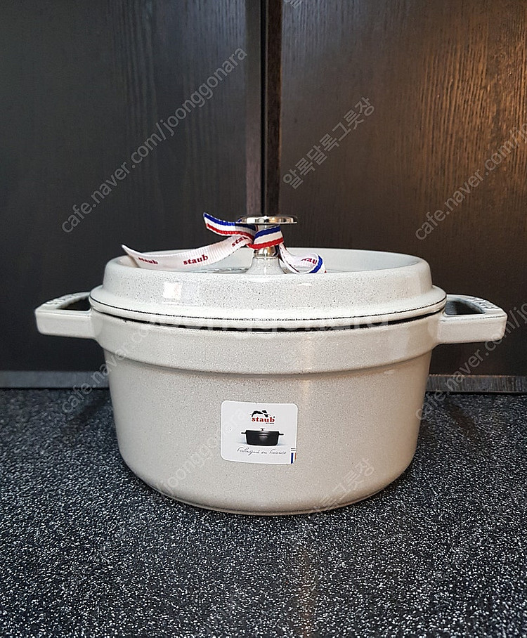 미개봉) 정품 스타우브 꼬꼬떼 20cm (화이트 트러플...--0