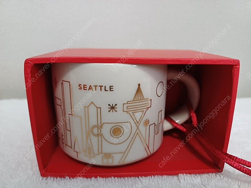 스타벅스 유아히어 홀리데이 레드케이스 오너먼트 59ml 미국 파이크 플레이스 마켓 시애틀 캘리포니아 로스앤젤레스 스... 이미지