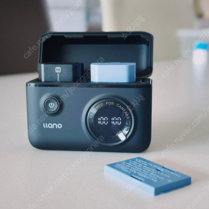 llano 소니 NP-FZ100 18W 고속 듀얼 충전기 + 배터리 2개