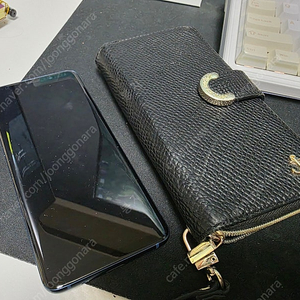갤럭시 S9+ 64g 팝니다 (잔상폰)