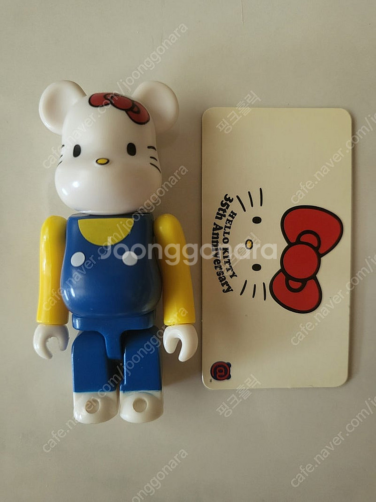 베어브릭 키티 판매합니다.--0