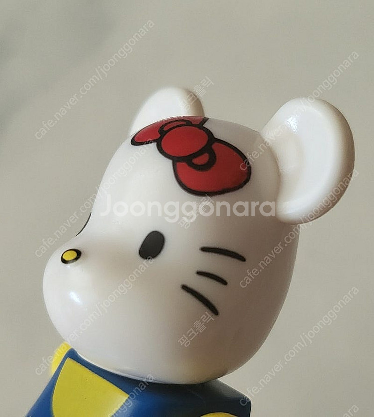베어브릭 키티 판매합니다.--3