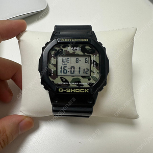 지샥 베이프 dw-5600 한정판 시계