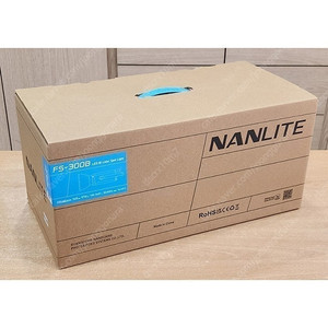 NANLITE 난라이트 FS-300B LED 조명 판매합니다