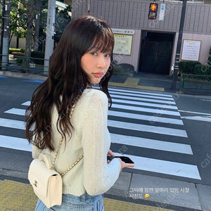 릴리코츠 Heath Frill Knit 프릴 니트 민트 새상품 판매합니다 !