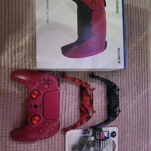 Ps5 플스5 듀얼센스 코믹스레드 팝니다.