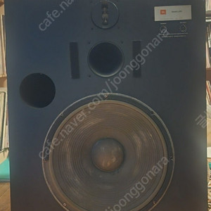 JBL L300 speaker 판매합니다.