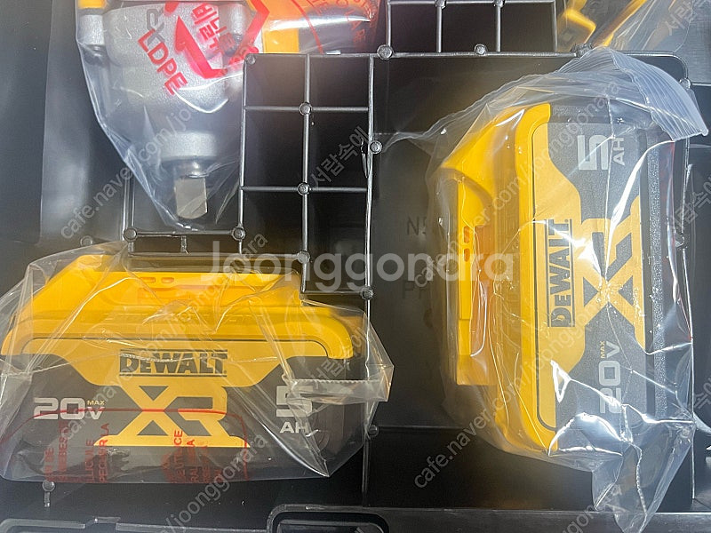 디월트임팩렌치 dcf892p2--2