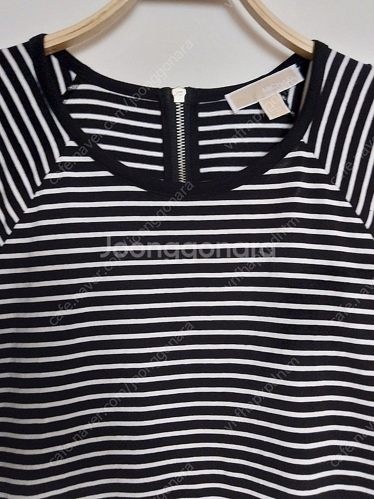 마이클코어스 티--2