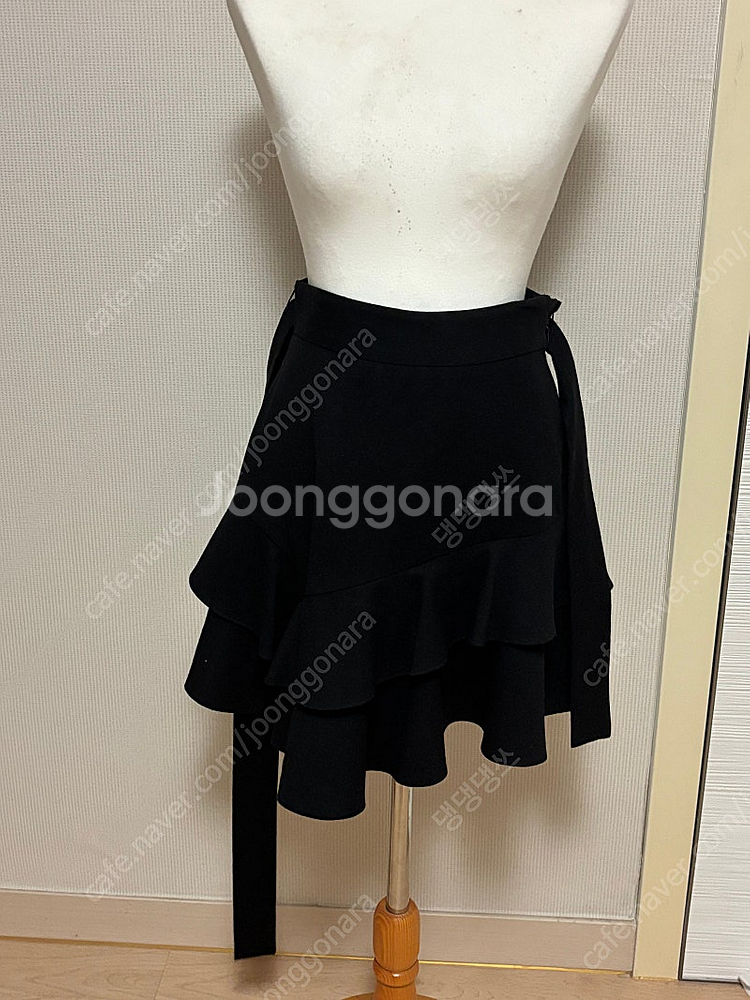 MAJE 마쥬 언발란스 벨티드 러플 소프트 스커트--3