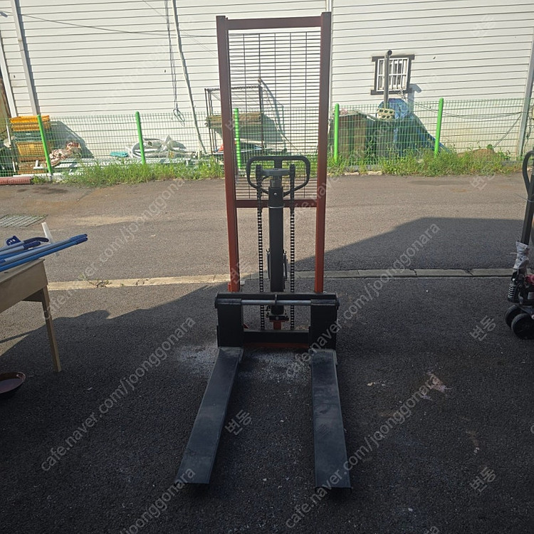 노블리프트 일반형 포크 스태커 SFH1016 수동지게차 이미지