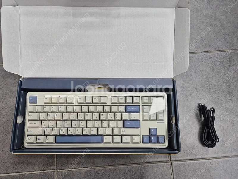 spm 몽돌키보드 팝니다--0