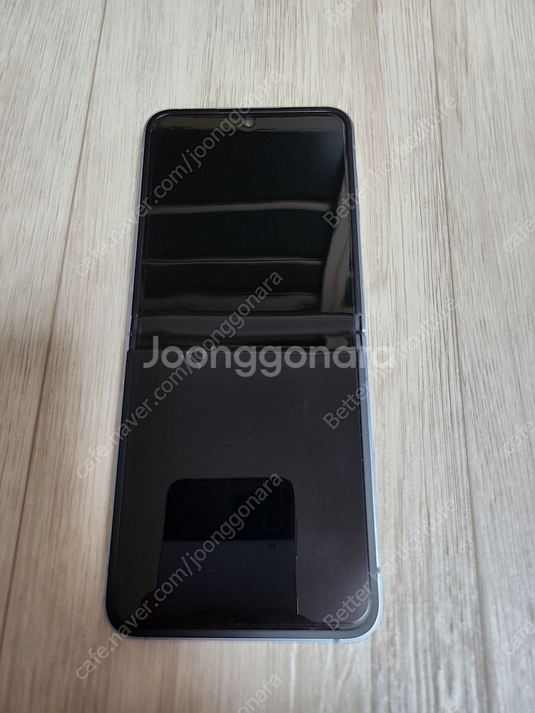 리퍼급 갤럭시z 플립6 블루 256g 50만에 판매합니...--0