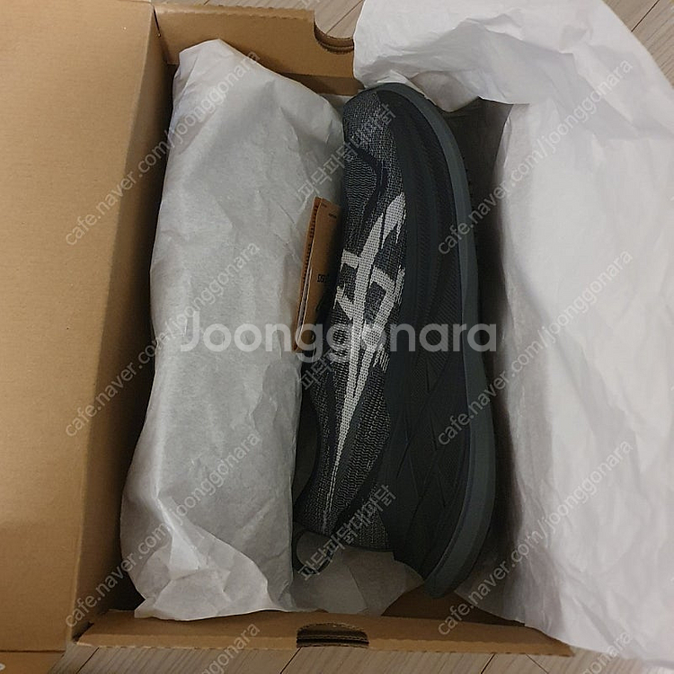 (새상품) 아식스 슈퍼블라스트2 검은색 270/275--2