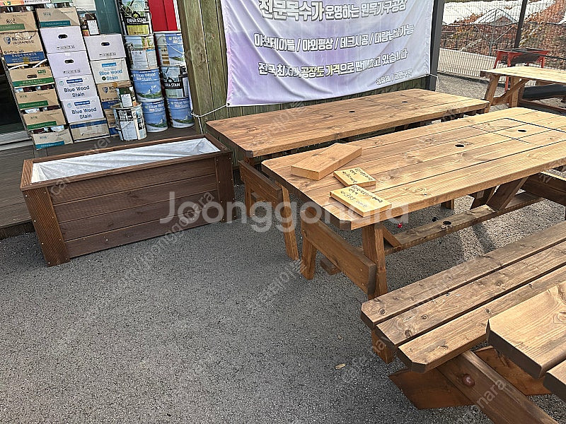 [판매] 야외테이블 파라솔 세트 평상마루 평상 소나무 ...--7
