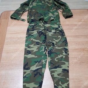 미군4피스 침낭(새거 .중고)과 / 우드랜드 고아택스 상.하/우드2세대해병대 고아택스 new