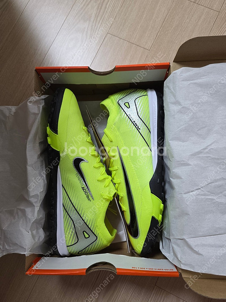 베이퍼 16 프로 TF 형광 265 팝니다.--0