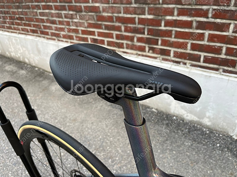 트렉 Domane SLR 9 eTap AXS 팝니다--2