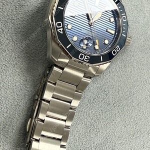 [가격인하]태그호이어 아쿠아레이서 준신형 WBP201B 청판 43mm판매합니다.