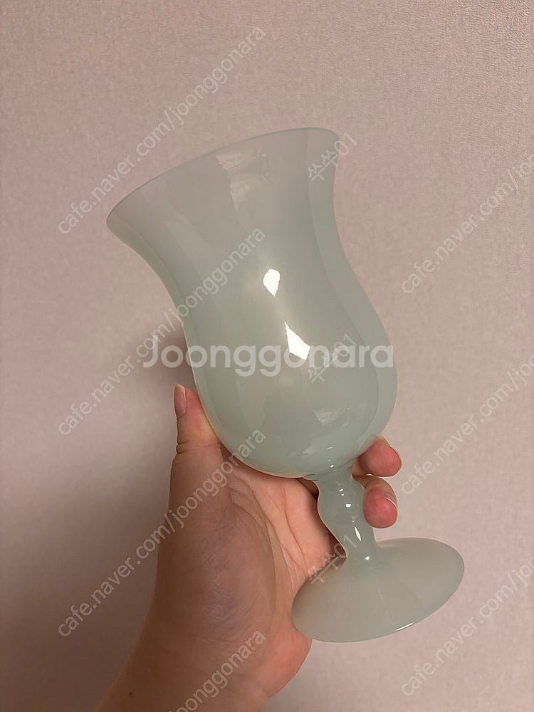 민트색 빈티지 오팔린 화병--1
