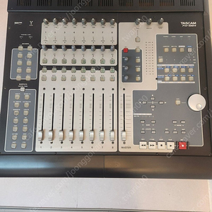 TASCAM FW-1884 + 확장 페이더 FE-8 판매